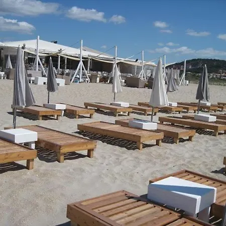 Apartment Luxe & Confort, Spacieux, Neuf, Clim Et Sete