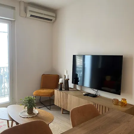 Apartment Luxe & Confort, Spacieux, Neuf, Clim Et Sete